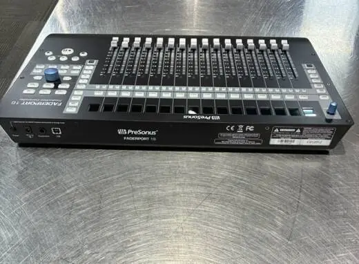 PreSonus - Faderport 16 2